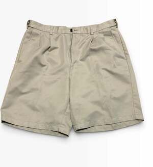 Haggar Men's Beige Comfort Pleated Shorts - 36